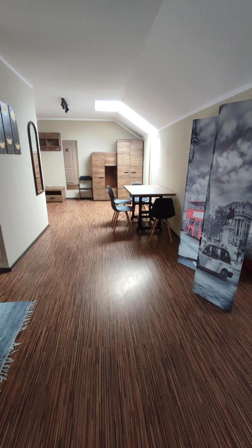 Poddasze Kamienica Wloclawek Centrum Экстерьер фото
